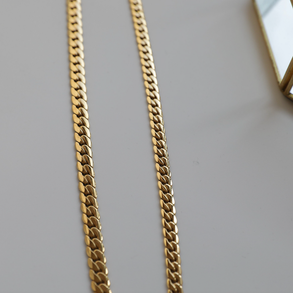 Elegant Snake Chain Choker Necklace