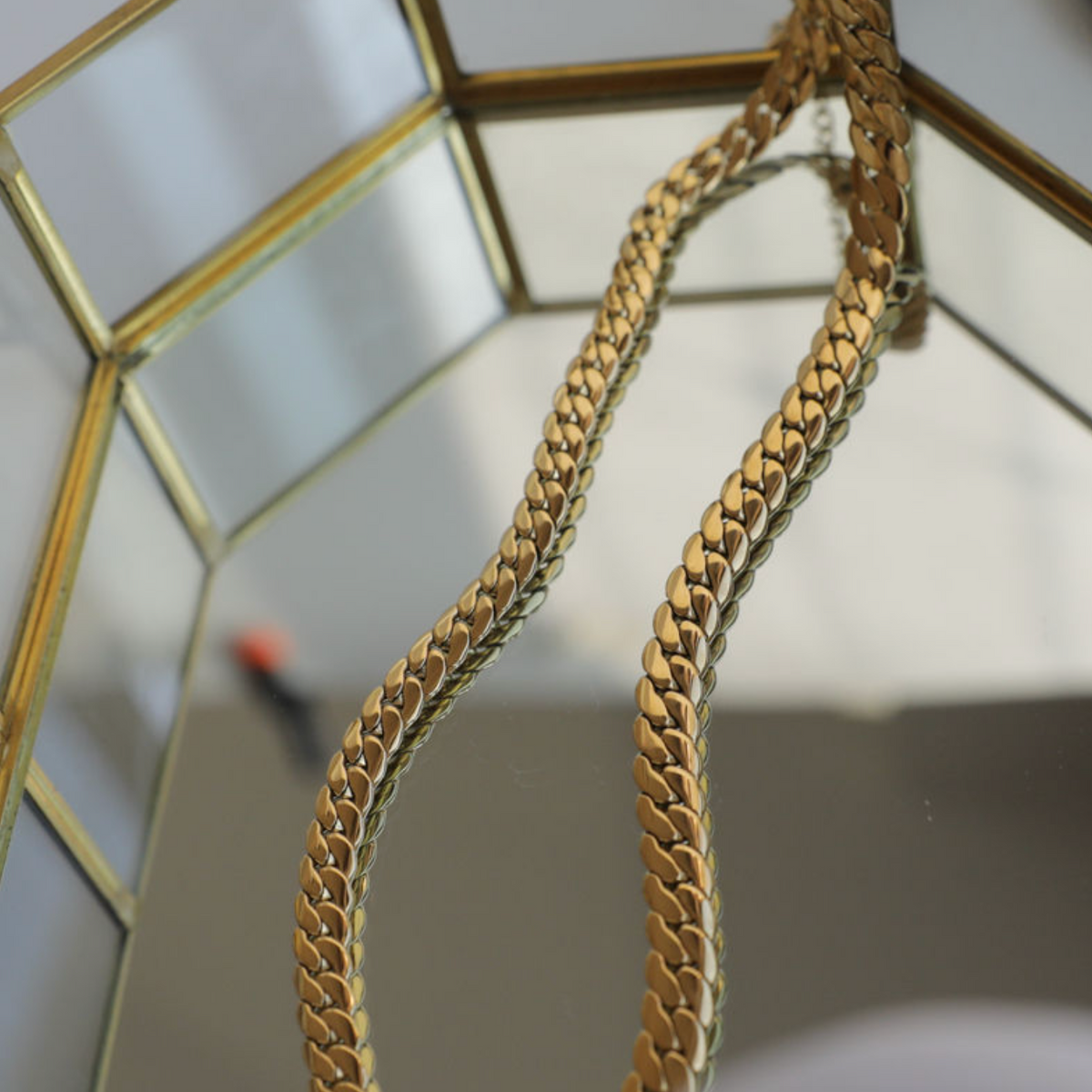 Elegant Snake Chain Choker Necklace